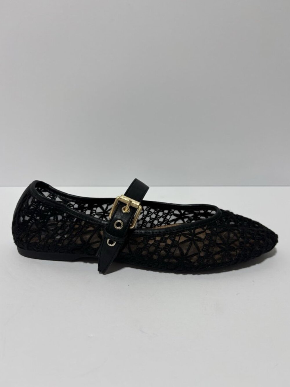 Dolce Vita Women’s Mulaney Mary Jane Flats Black, Size 8 M